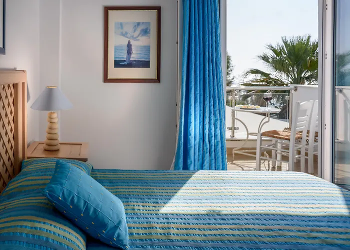 Alesahne Beach Hotel