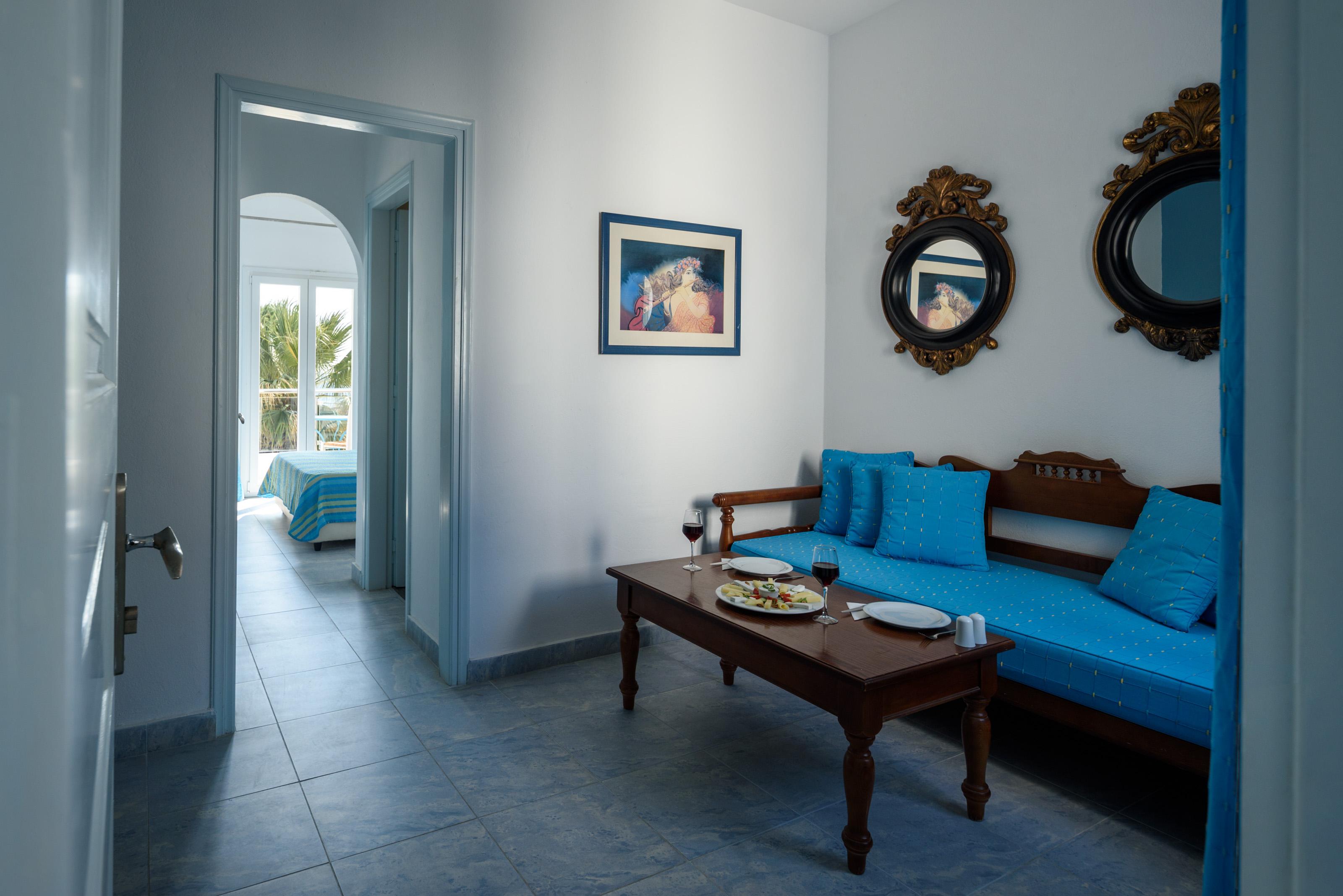 Alesahne Hotel Kamári